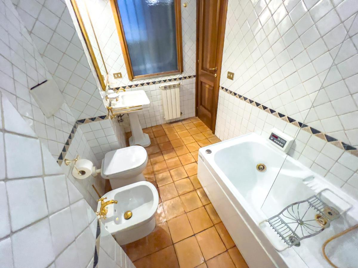 Irex Spanish Steps Quite & Stylish Near Via Condotti Appartamento Roma